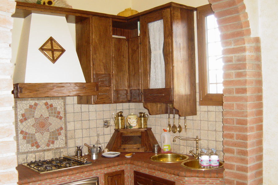 Cucina in vera muratura (PP-CM001)
