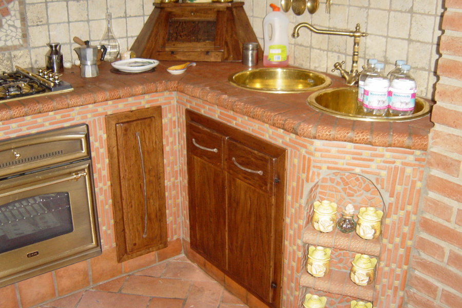 Cucina in vera muratura (PP-CM001)