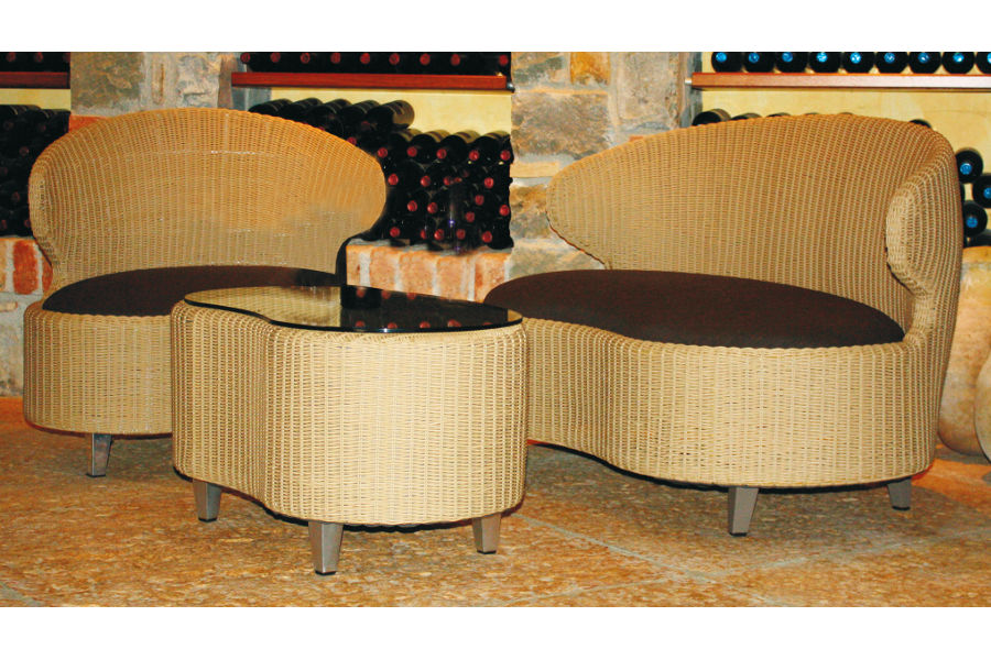 Tavolo, divano e poltrona da giardino (FAM-768D-768P-768T)