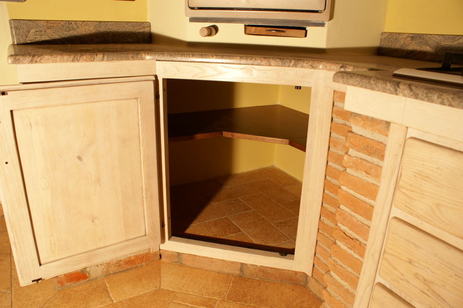 Cucina in vera muratura (PP-CM003)