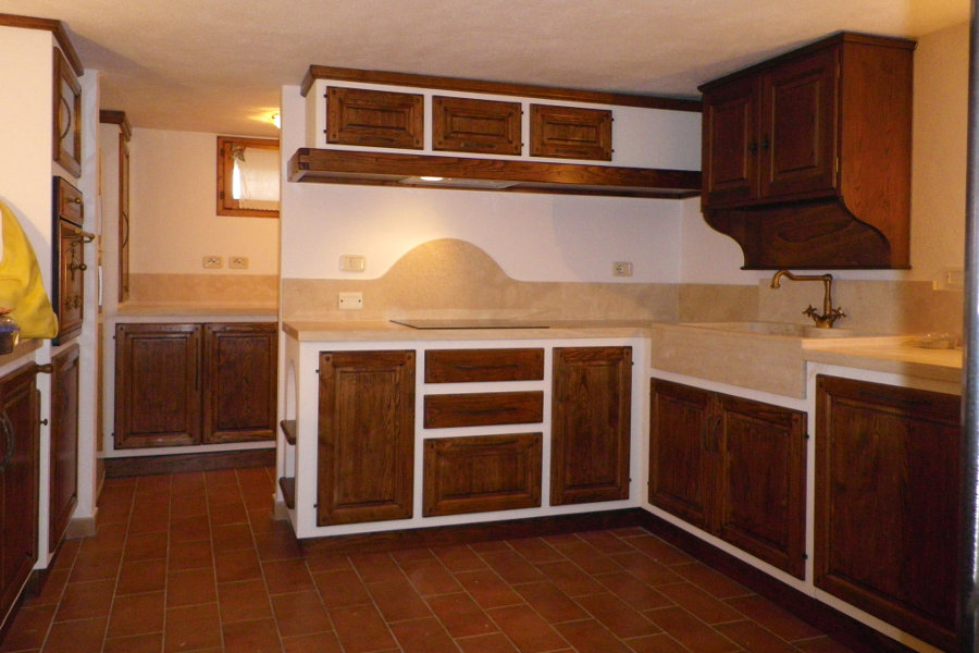Cucina angolare in finta muratura (PP-CFM008)