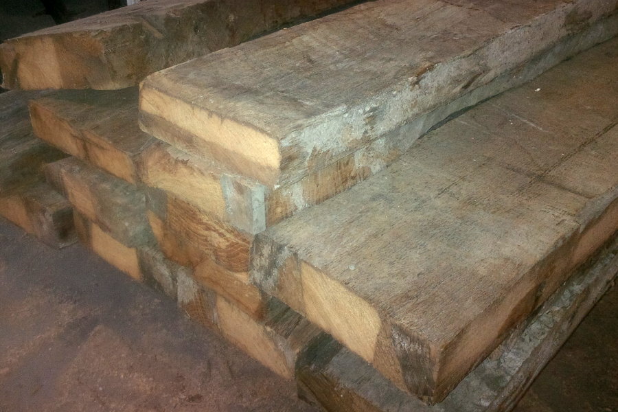 Il legno di recupero nella realizzazione dei mobili