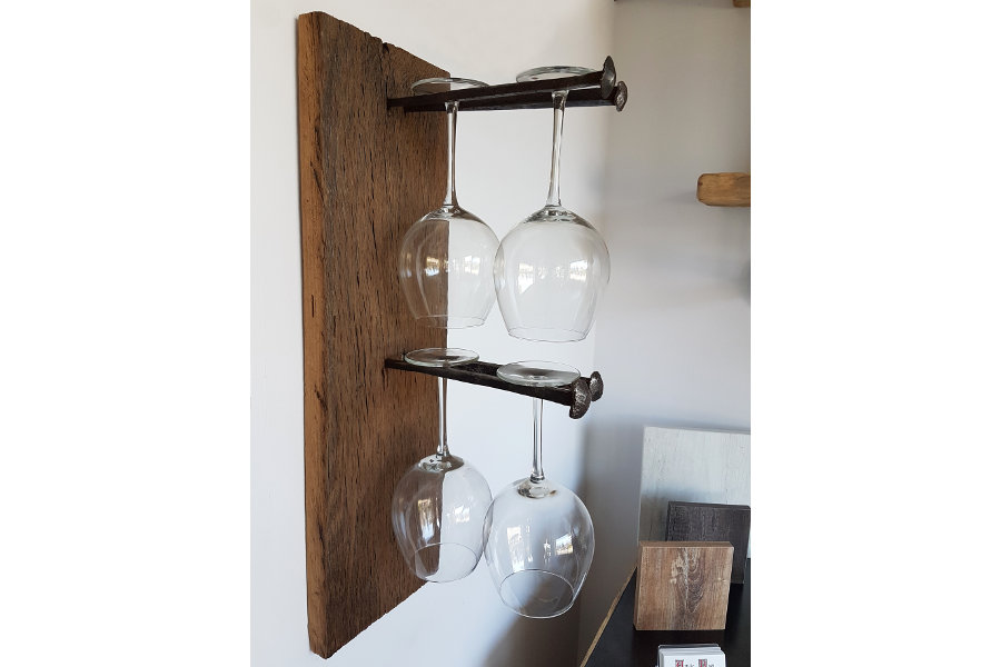 Portabicchieri in legno di recupero e chiodi (XN-CAN004)