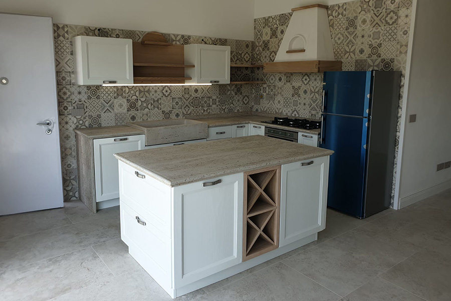 Cucina classica ante in legno massello