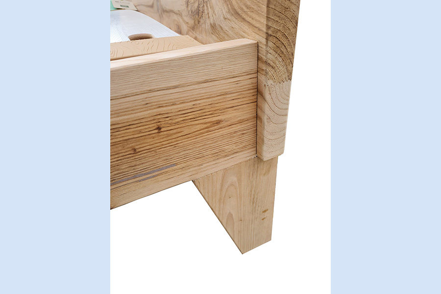 letto in castagno (PP-LET001)