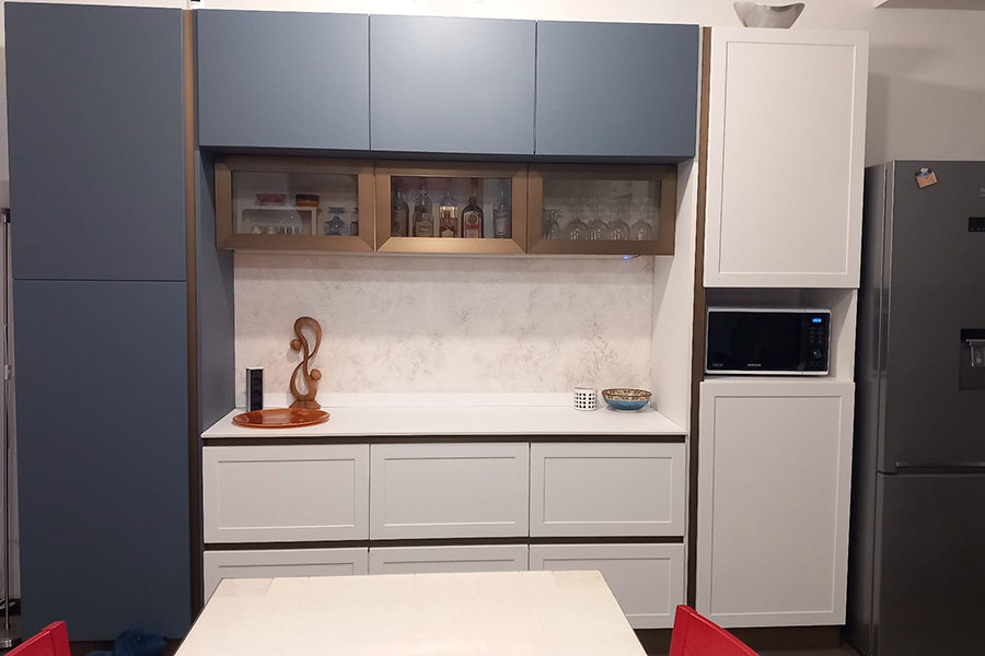 Cucina moderna in PET riciclato (EVO-CUC003)