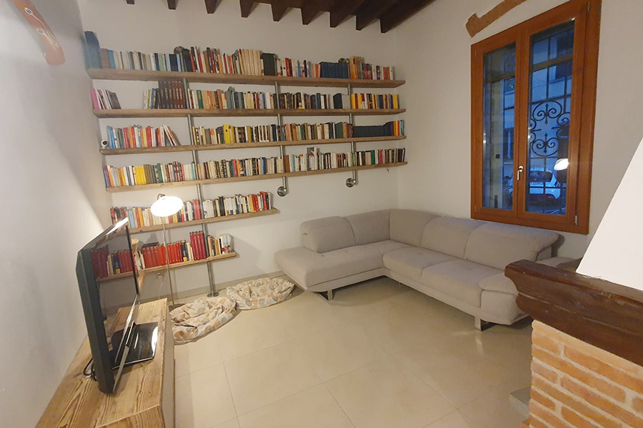 Soggiorno creativo legno vecchio e ferro XT-COM019