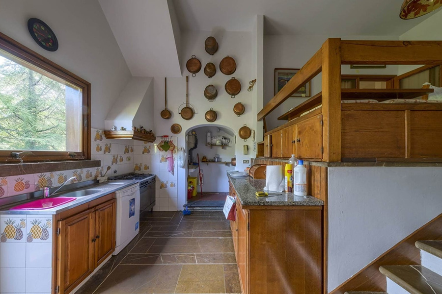 Cucina in finta muratura frontali castagno (PP-CFM051)
